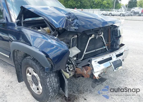 2005 Chevrolet Avalanche 1500 Z71 из США, поврежденный, VIN 3GNEK12Z75G105047